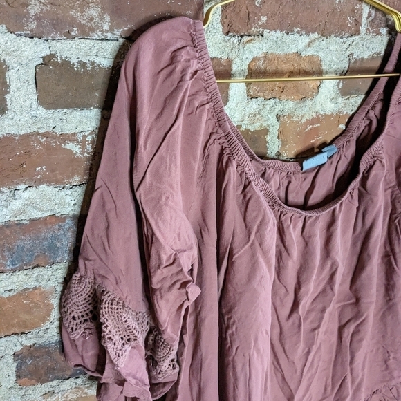 Soho XL Dusty Rose Wide Neck / Off the Shoulder Lace & Ruffle Top - Picture 2 of 9